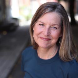 Megan Bellwoar headshot